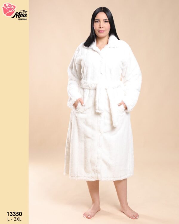 Elegant & Luxurious Penoir 13350