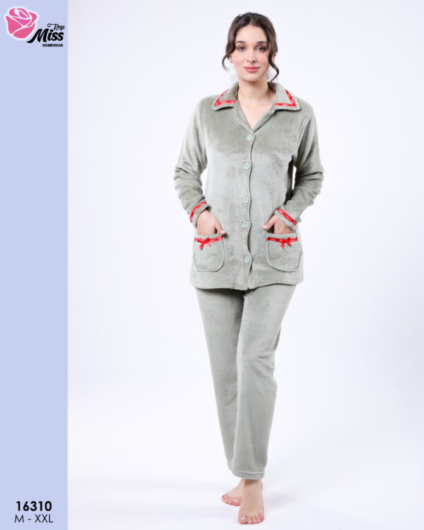 2 Pieces button for women 16310