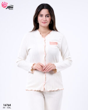 MR 16764 b 2 Pieces buttonfor women 16764