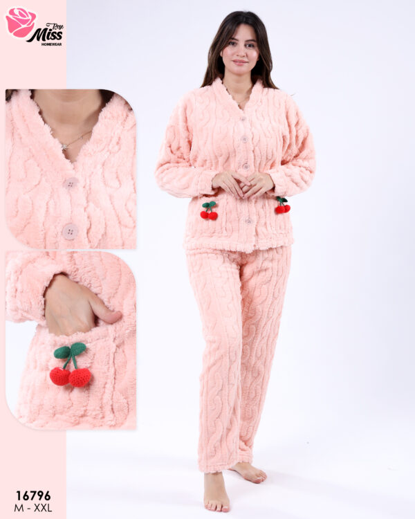 2 Pieces button for women 16796