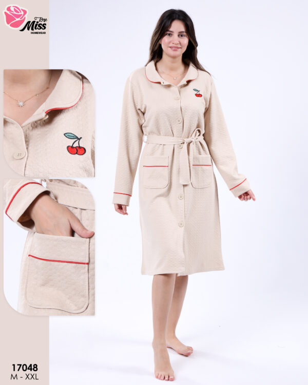 Penoir button for women 17048