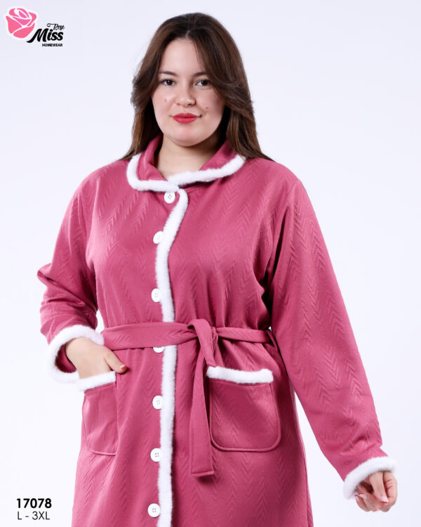 Penoir button for women 17078