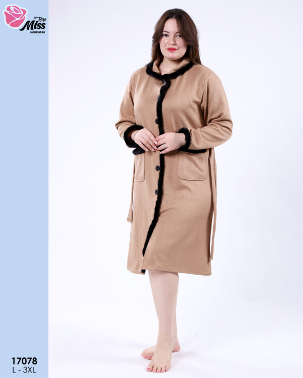 Penoir button for women 17078