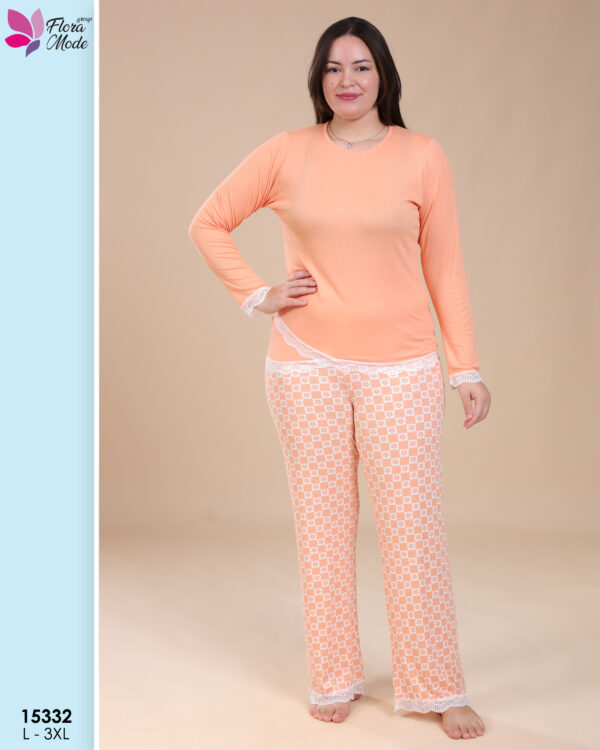 FM 15332 a Elegant 2-Piece Set – Luxurious & Comfortable 15332