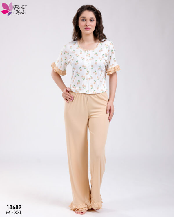 FM 18689 b Elegant 2-Piece Set – Luxurious & Comfortable 19689