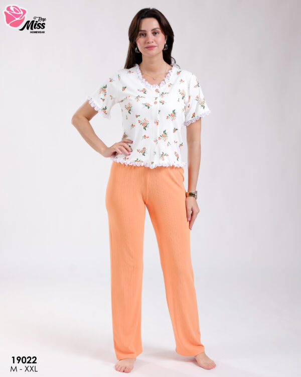 Elegant 2-Piece Set – Luxurious & Comfortable 19022