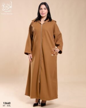 Amira Djellaba zippée brodée – Réf 12660 – Camel