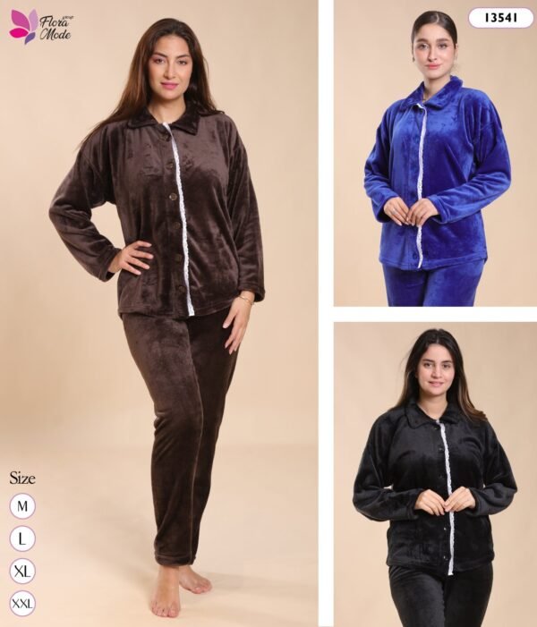 Flora Mode Pyjama velours boutonné – Réf 13541 – Couleurs assorties