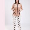 Flora Mode Pyjama velours boutonné imprimé pingouins – Réf 17527 – Beige Flora Mode Pyjama velours boutonné imprimé pingouins – Réf 17527 – Beige
