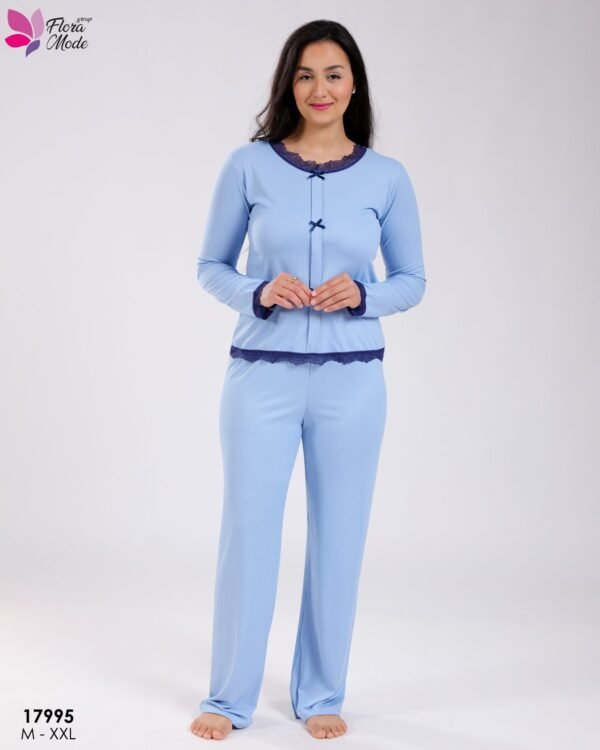 Flora Mode Pyjama côtelé dentelle nœuds – Réf 17995 – Bleu ciel