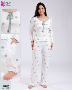 Flora Mode Pyjama côtelé à pois – Réf 18229 – Écru et vert sauge Flora Mode Pyjama côtelé à pois – Réf 18229 – Écru et vert sauge