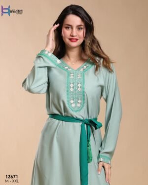 Hawanem Caftan brodé avec ceinture – Réf 13671 – Vert d'eau