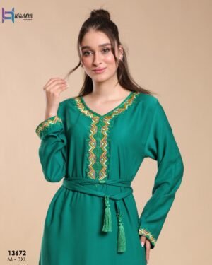 Hawanem Caftan brodé avec ceinture – Réf 13672 – Vert