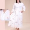 Hawanem Robe d'intérieur longue brodée – Réf 14044 – Blanc fleurs orange