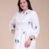 Hawanem Robe d'intérieur longue brodée – Réf 14044 – Blanc fleurs vertes