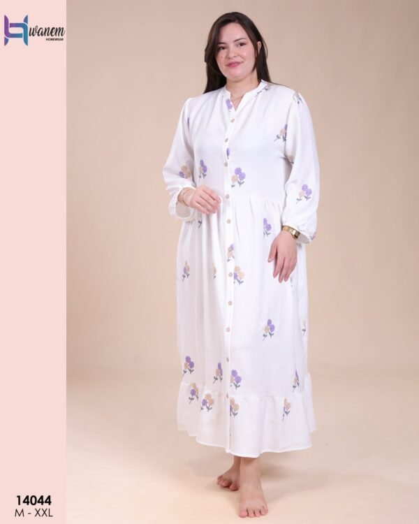 Hawanem Robe d'intérieur longue brodée – Réf 14044 – Blanc fleurs lilas