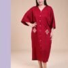 Hawanem Robe longue boutonnée brodée – Réf 15160 – Bordeaux Hawanem Robe longue boutonnée brodée – Réf 15160 – Bordeaux