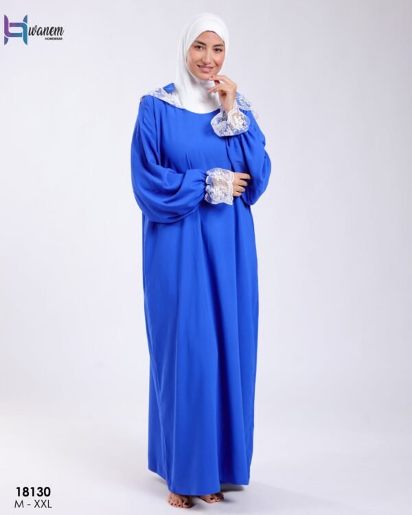 Hawanem Robe de prière manches dentelle – Réf 18130 – Bleu roi