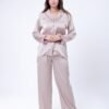 Maria Bonita Pyjama satin chemise volants fleurs – Réf 17776 – Taupe