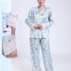 Maria Bonita Pyjama satin fleuri dentelle – Réf 18232 – Bleu ciel fleuri