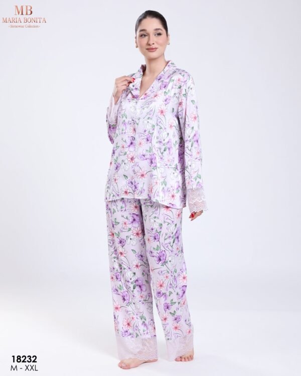 Maria Bonita Pyjama satin fleuri dentelle – Réf 18232 – Lilas fleuri