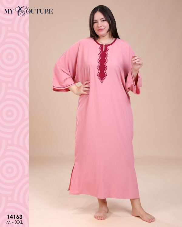 My Couture Caftan d'intérieur brodé – Réf 14163 – Rose