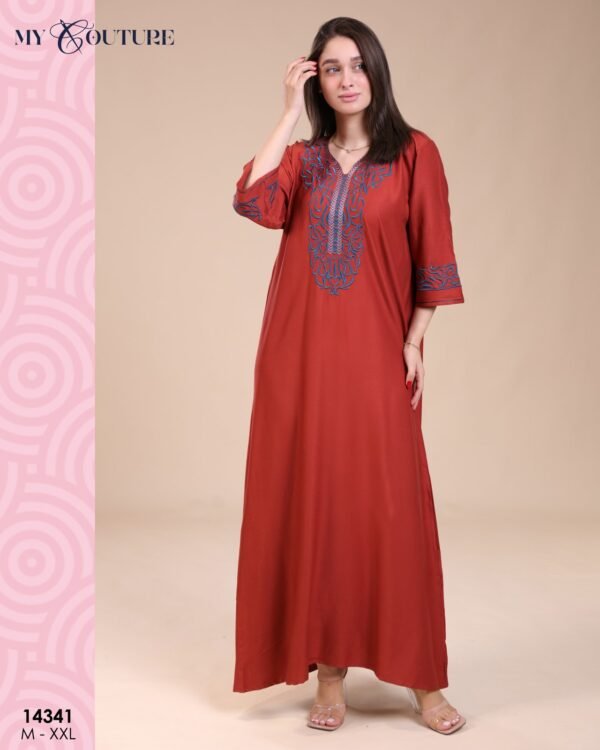My Couture Caftan d'intérieur brodé – Réf 14341 – Brique