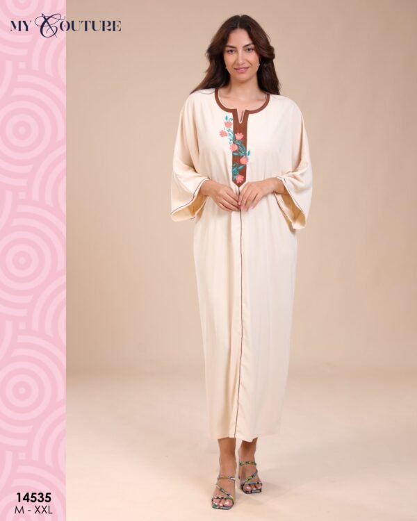 My Couture Caftan d'intérieur brodé – Réf 14535 – Écru