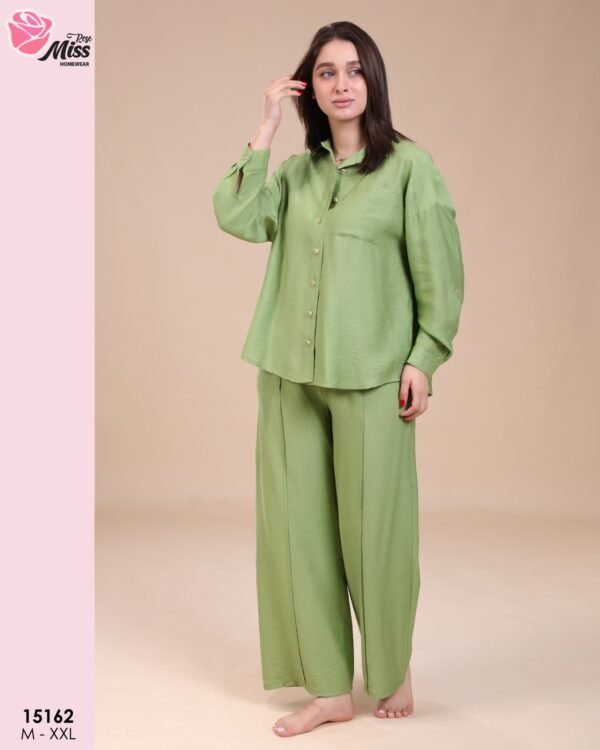 Rose Miss Ensemble chemise et pantalon – Réf 15162 – Vert Rose Miss Ensemble chemise et pantalon – Réf 15162 – Vert
