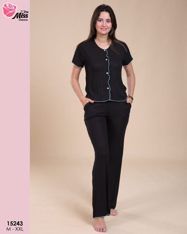 Rose Miss Pyjama boutonné côtelé – Réf 15243 – Noir