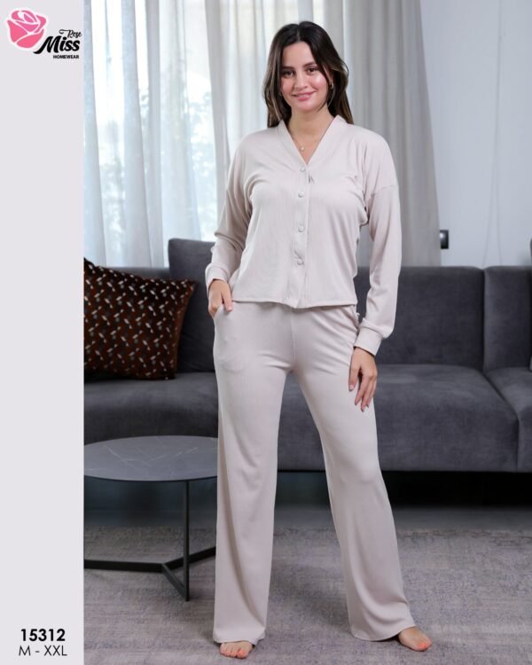 Rose Miss Pyjama boutonné côtelé – Réf 15312 – Beige