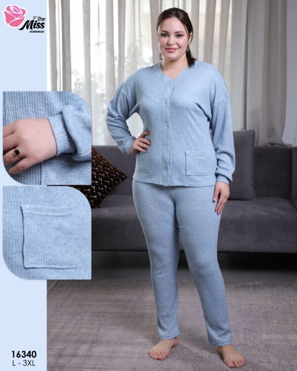 Rose Miss Pyjama côtelé boutonné – Réf 16340 – Bleu ciel