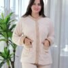 Rose Miss Pyjama polaire boutonné – Réf 16360 – Écru