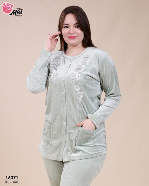 Rose Miss Pyjama velours boutonné brodé – Réf 16371 – Vert d'eau