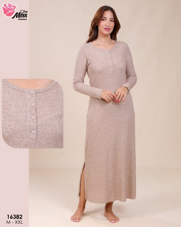 Rose Miss Chemise de nuit longue côtelée – Réf 16382 – Beige