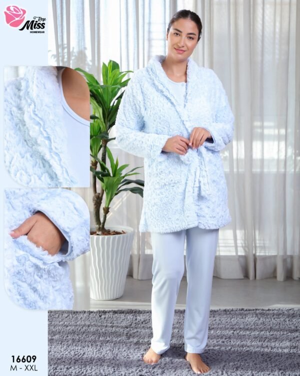 Rose Miss Ensemble pyjama et peignoir fourrure 3 pièces – Réf 16609 – Bleu ciel