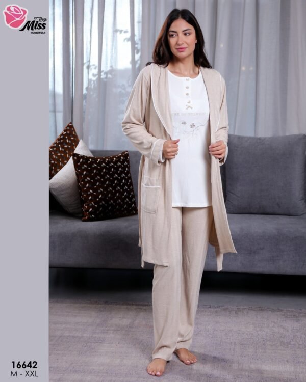 Rose Miss Ensemble pyjama et peignoir 3 pièces – Réf 16642 – Beige