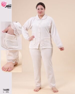 Rose Miss Pyjama polaire boutonné dentelle – Réf 16685 – Écru