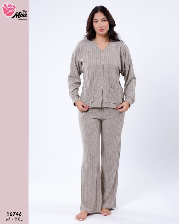 Rose Miss Pyjama boutonné côtelé – Réf 16746 – Beige