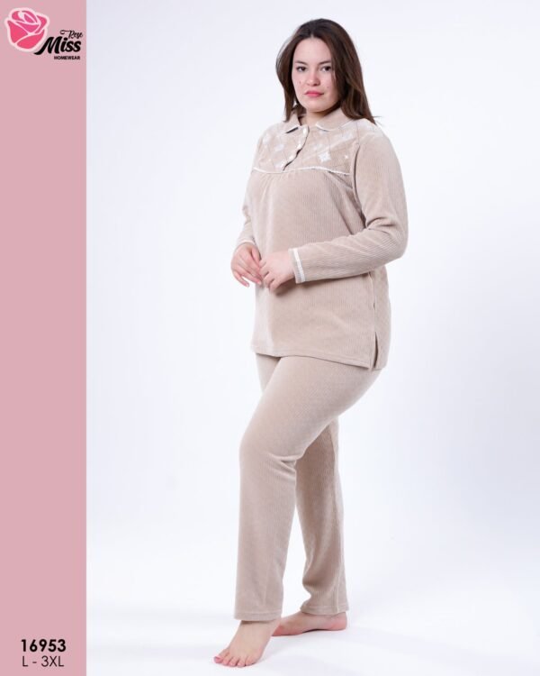 Rose Miss Pyjama velours brodé – Réf 16953 – Beige