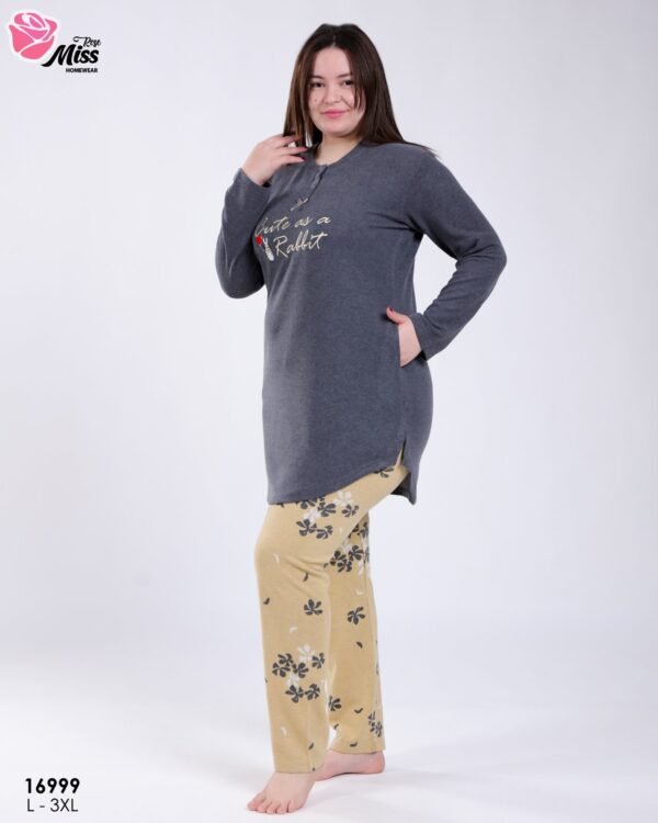 Rose Miss Pyjama tunique imprimé – Réf 16999 – Gris anthracite Rose Miss Pyjama tunique imprimé – Réf 16999 – Gris anthracite