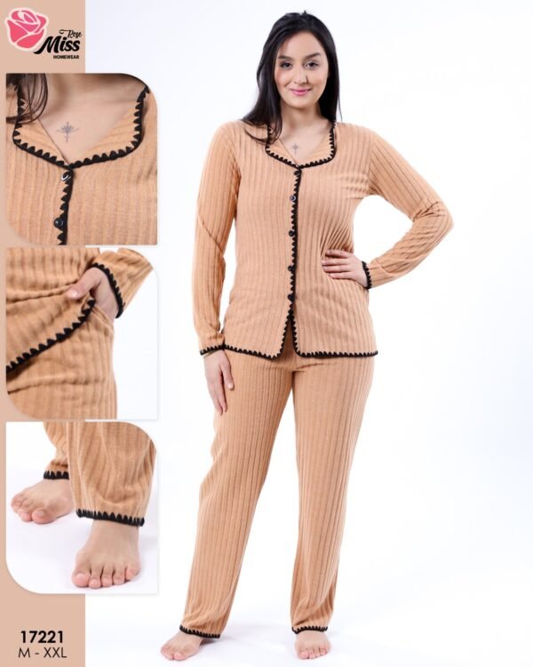 Rose Miss Pyjama boutonné côtelé – Réf 17221 – Camel