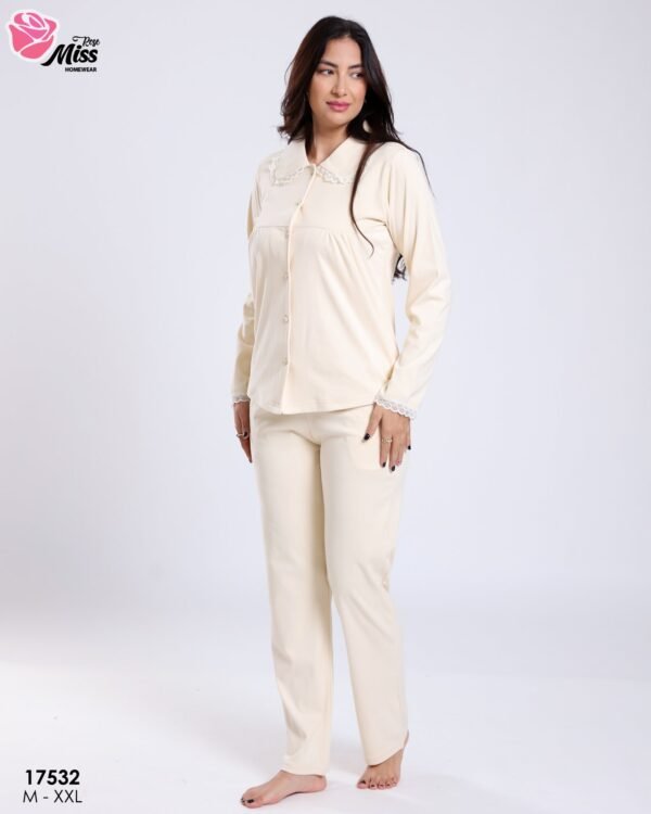 Rose Miss Pyjama boutonné col dentelle – Réf 17532 – Écru