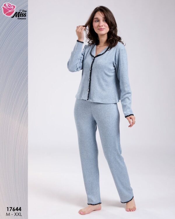Rose Miss Pyjama côtelé boutonné – Réf 17644 – Bleu ciel