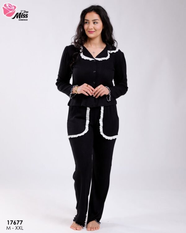 Rose Miss Pyjama côtelé col volanté – Réf 17677 – Noir Rose Miss Pyjama côtelé col volanté – Réf 17677 – Noir