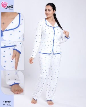 Rose Miss Pyjama chemise imprimé cœurs – Réf 17737 – Blanc cœurs bleus
