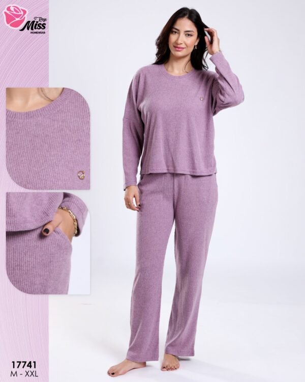 Rose Miss Pyjama côtelé col rond – Réf 17741 – Mauve Rose Miss Pyjama côtelé col rond – Réf 17741 – Mauve