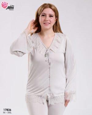Rose Miss Pyjama boutonné col dentelle – Réf 17836 – Gris perle