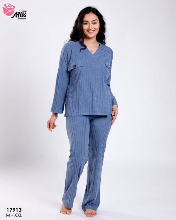 Rose Miss Ensemble côtelé col V – Réf 17913 – Bleu jean