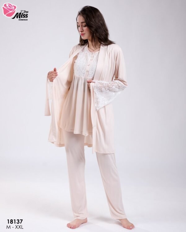 Rose Miss Ensemble pyjama et kimono dentelle 3 pièces – Réf 18137 – Beige rosé